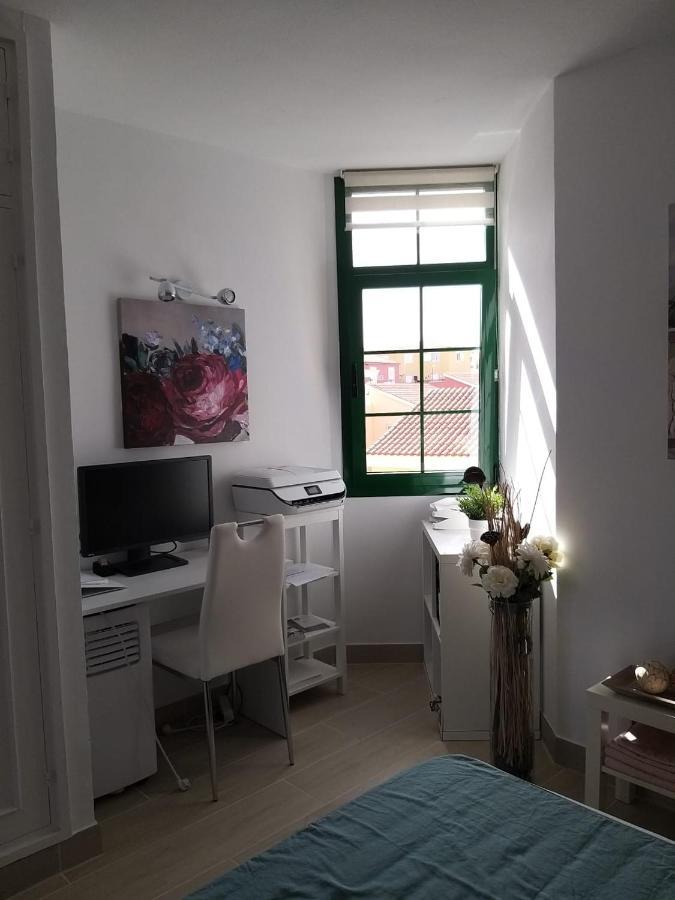 Neu Renoviertes, Huebsches Und Gemuetliches Appartement Mit Balkon Und Meerblick Costa De Antigua Exteriér fotografie